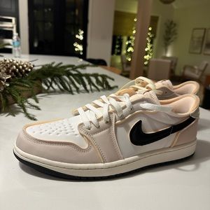Jordan 1 Retro Low OG EX
Coconut Milk size 11